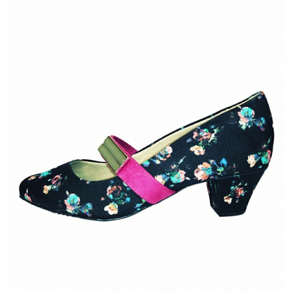 Marie Jane - Picture 2 of 3